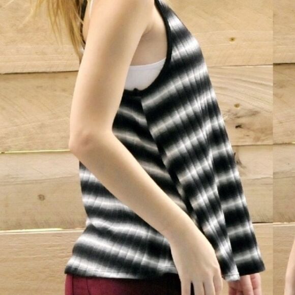 Striped Sleeveless  Choker Top - Picture 8 of 8